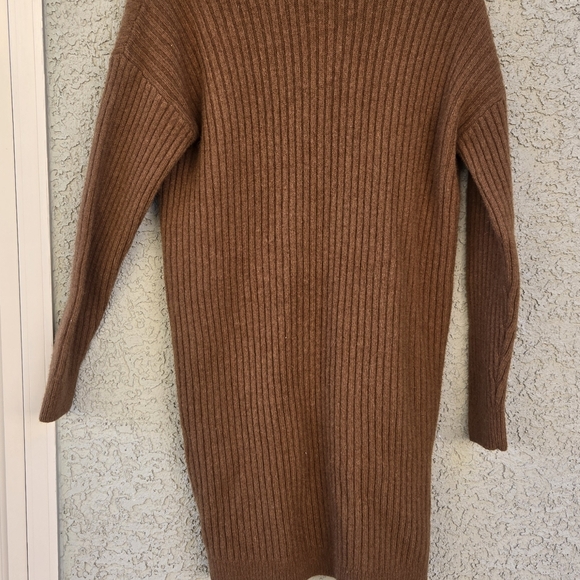 Uniqlo Long Wool Cardigan Single Button - Picture 9 of 9